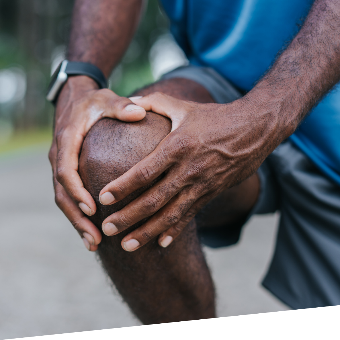 Knee pain can happen as we age. Here are 3 ways to relieve it